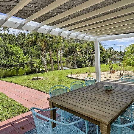 Merritt Island Home Fire Pit And Canal Access! Esterno foto