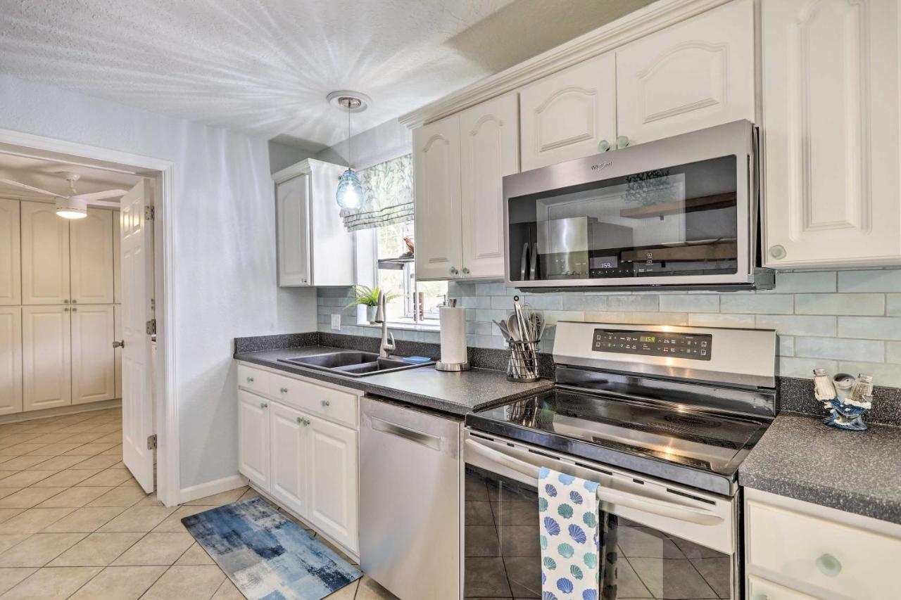 Merritt Island Home Fire Pit And Canal Access! Esterno foto